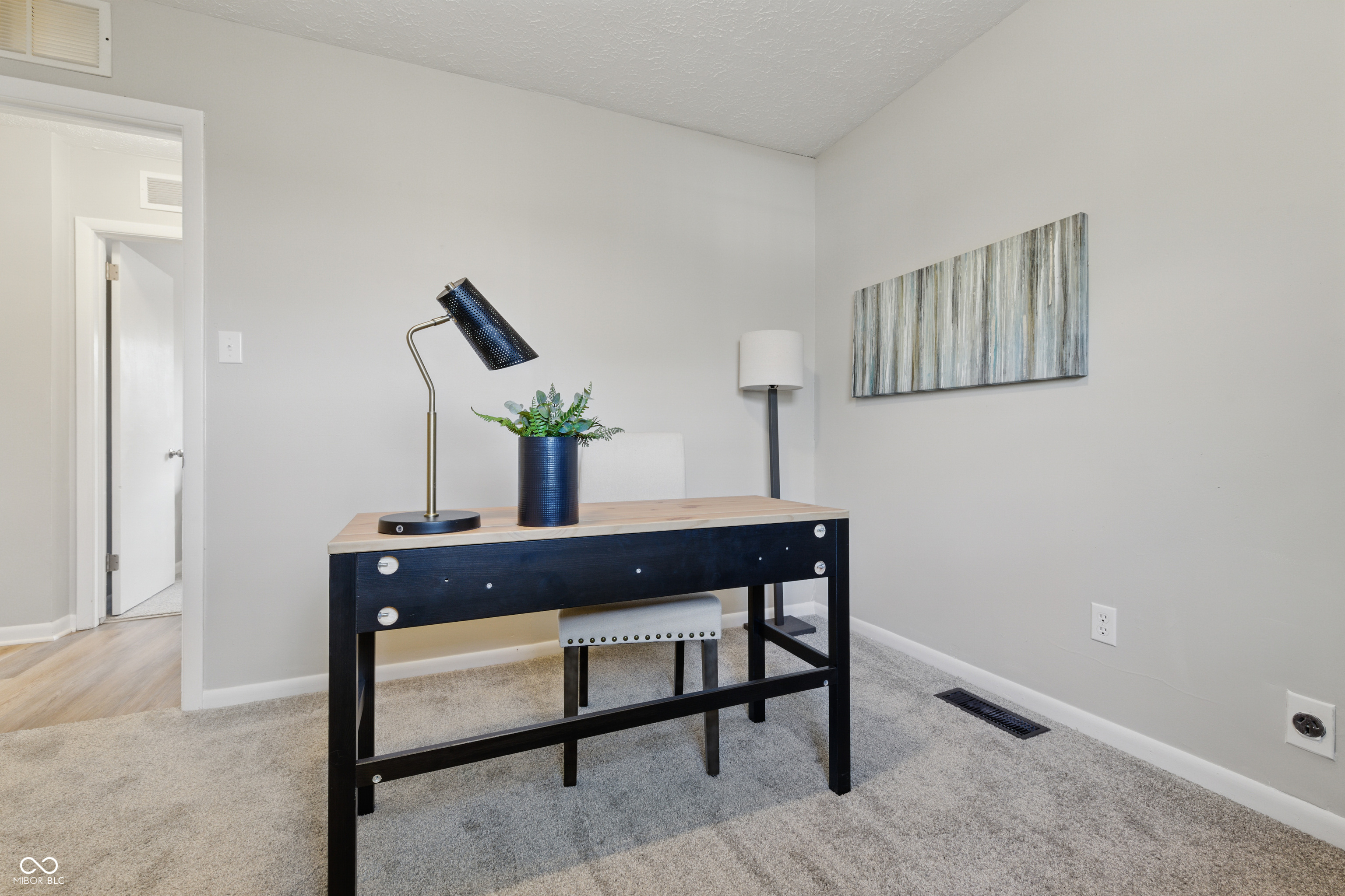 316 South Roena Street Indianapolis, IN 46241 - Photo 16 of 29 Gallery Image 16