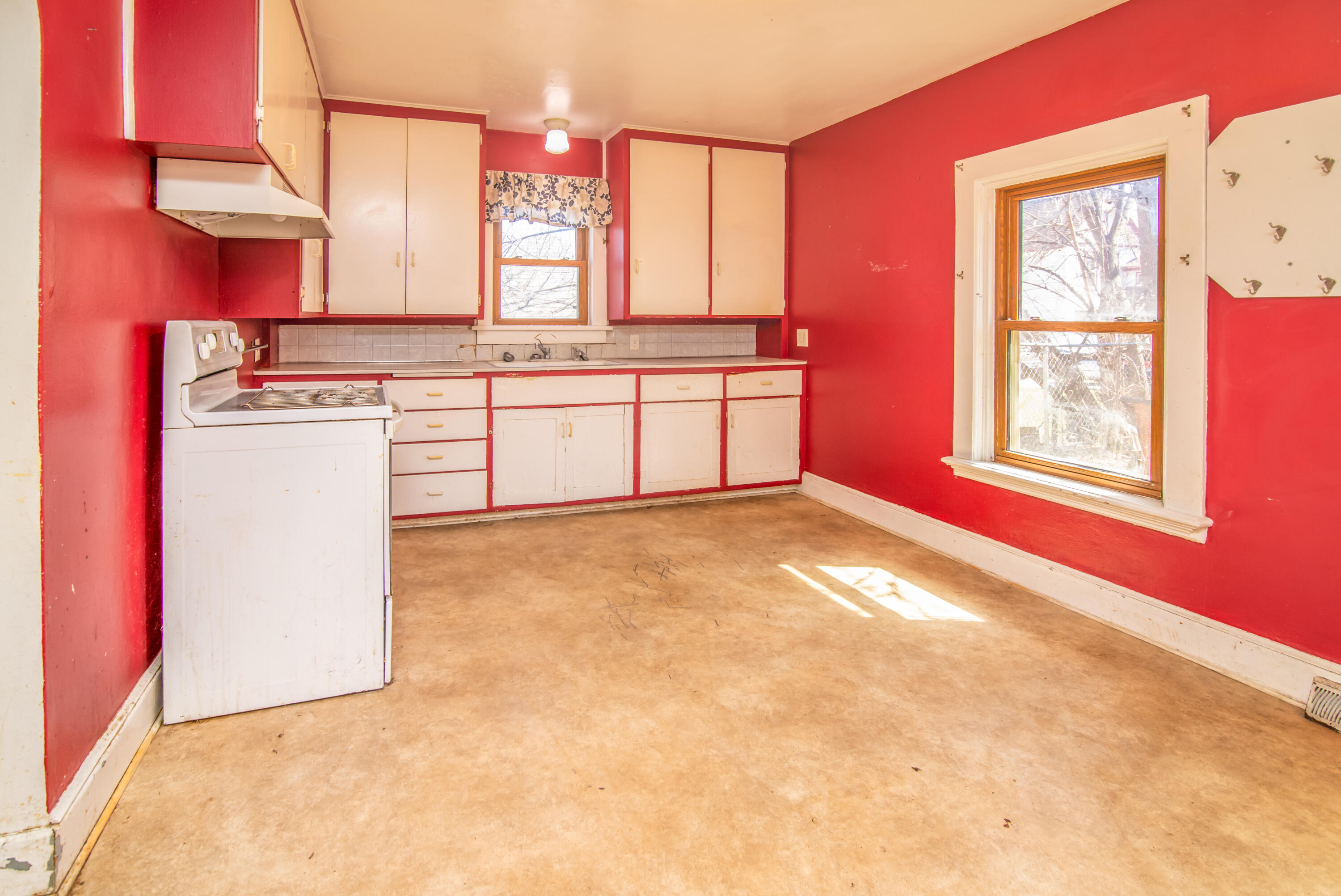 307 West Cady Street Watertown, WI 53094 - Photo 6 of 31 307 W Cady St-7-Edit
