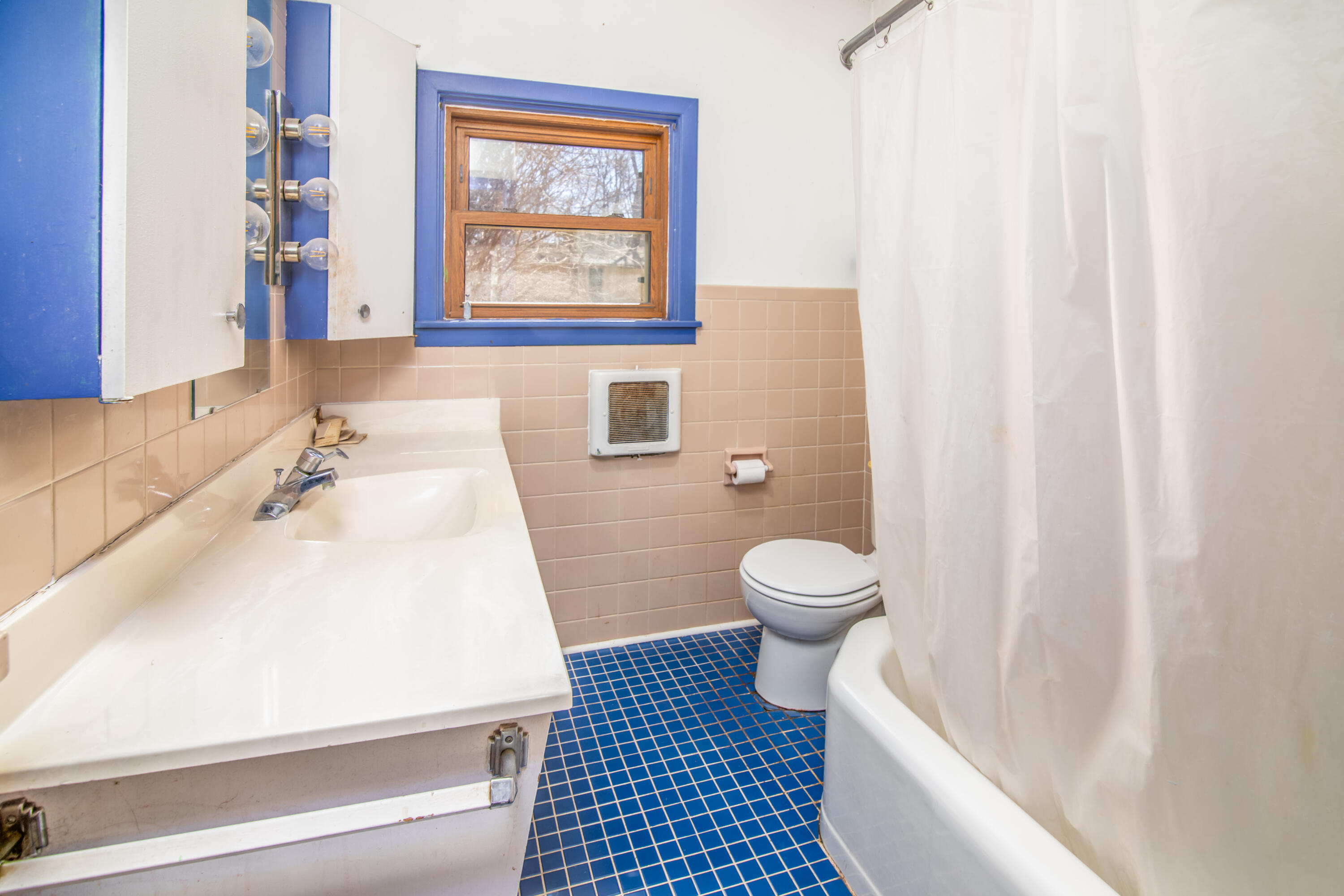 307 West Cady Street Watertown, WI 53094 - Photo 9 of 31 307 W Cady St-13-Edit