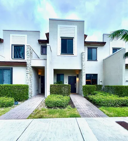 $3,250 | 21423 Northeast 2nd Place, Miami, FL 33179