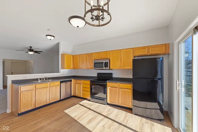 $260,000 | 9699 Gibbon Lane, Avon, IN 46123