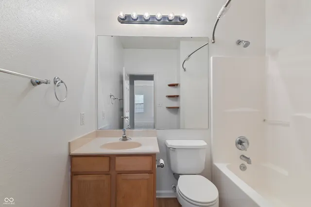 $260,000 | 9699 Gibbon Lane, Avon, IN 46123