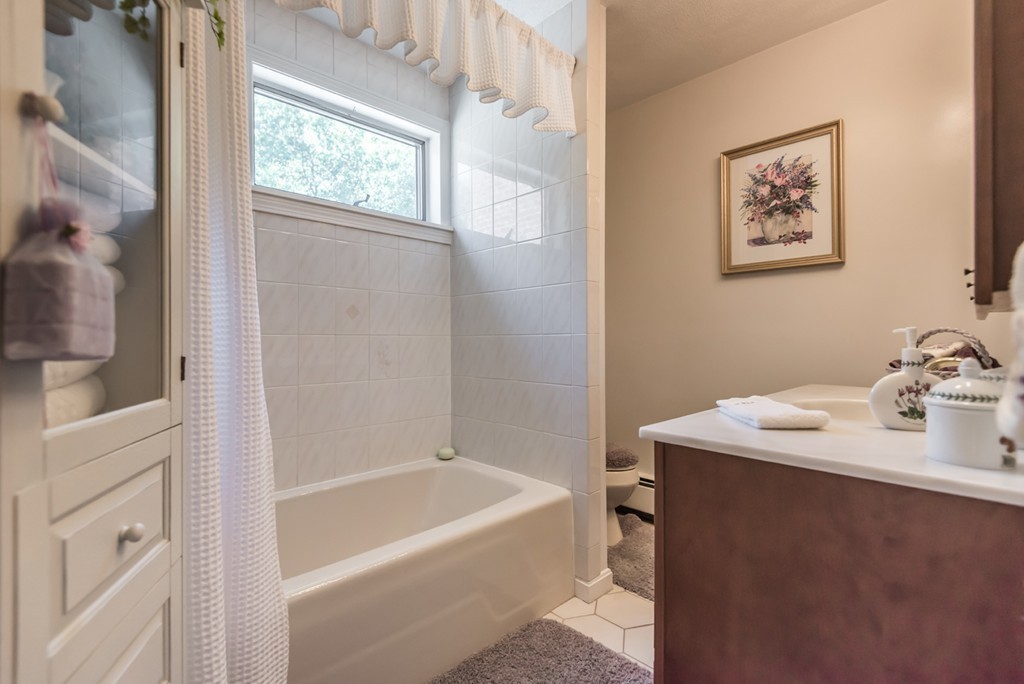 279 Main Street Boxford, MA 01921 - Photo 21 of 27
