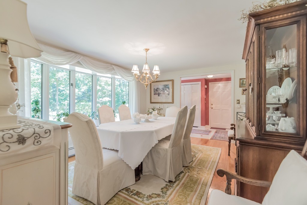 279 Main Street Boxford, MA 01921 - Photo 5 of 27