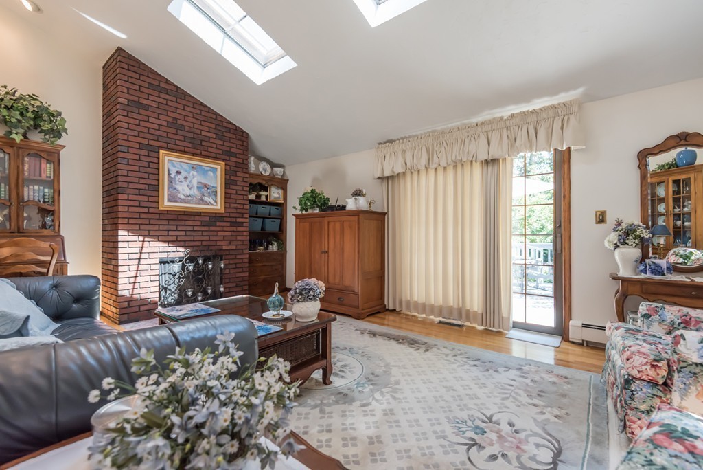 279 Main Street Boxford, MA 01921 - Photo 10 of 27