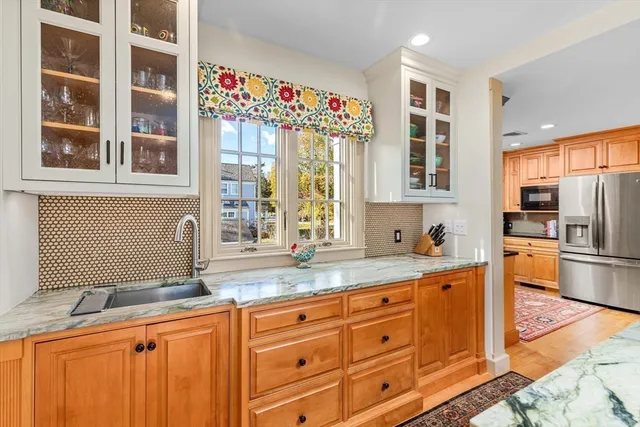 $2,950,000 | 17 Winsor Street, Duxbury, MA 02332