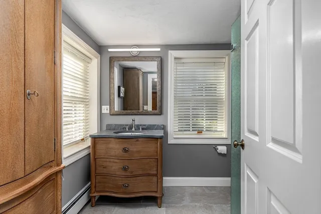 $2,950,000 | 17 Winsor Street, Duxbury, MA 02332