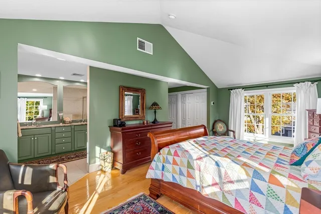 $2,950,000 | 17 Winsor Street, Duxbury, MA 02332