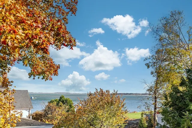 $2,950,000 | 17 Winsor Street, Duxbury, MA 02332