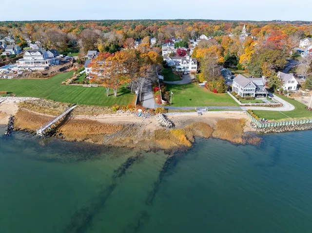 $2,950,000 | 17 Winsor Street, Duxbury, MA 02332