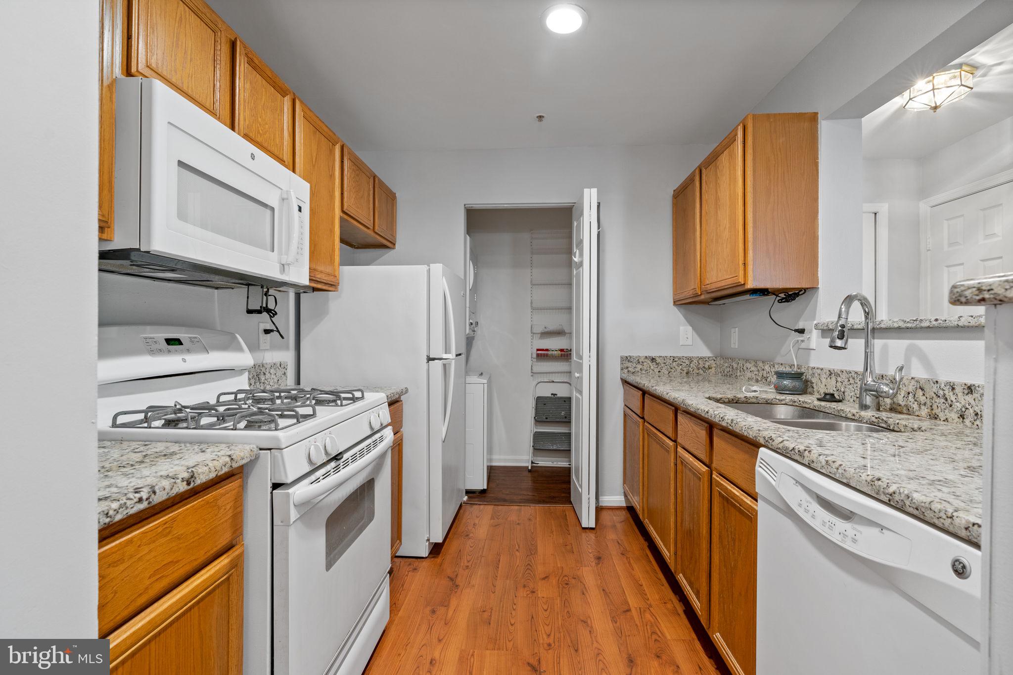 14162 Cuddy Loop, Unit 103 Woodbridge, VA 22193 - Photo 20 of 27