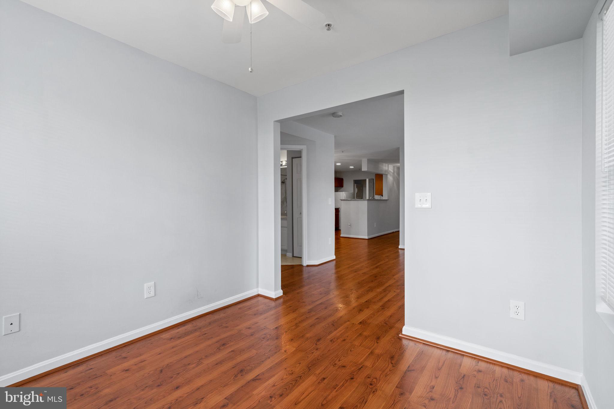 14162 Cuddy Loop, Unit 103 Woodbridge, VA 22193 - Photo 4 of 27