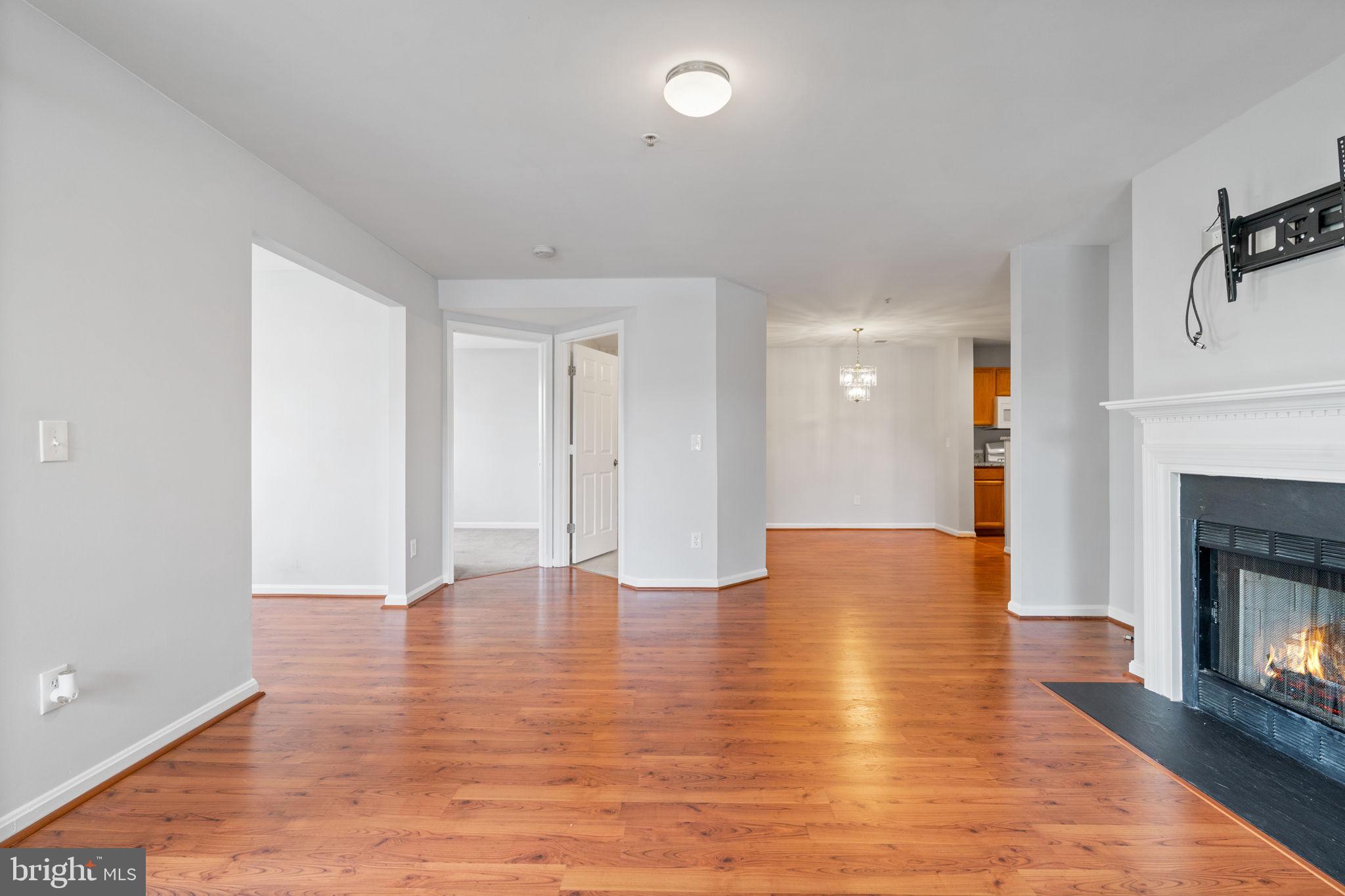 14162 Cuddy Loop, Unit 103 Woodbridge, VA 22193 - Photo 7 of 27