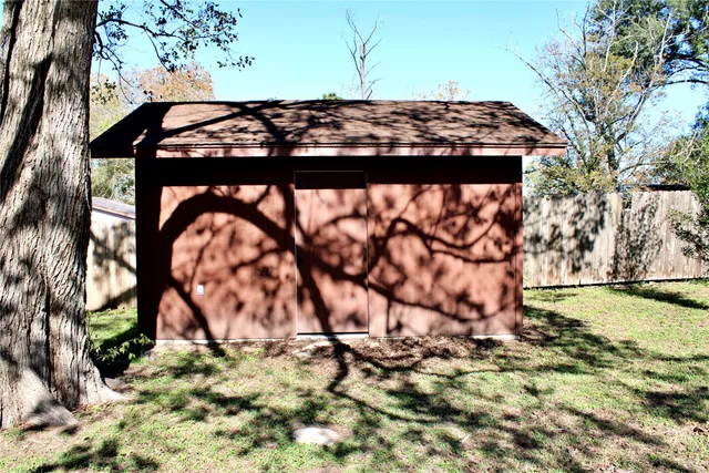 $1,650 | 1126 Jackson Street, Columbus, TX 78934