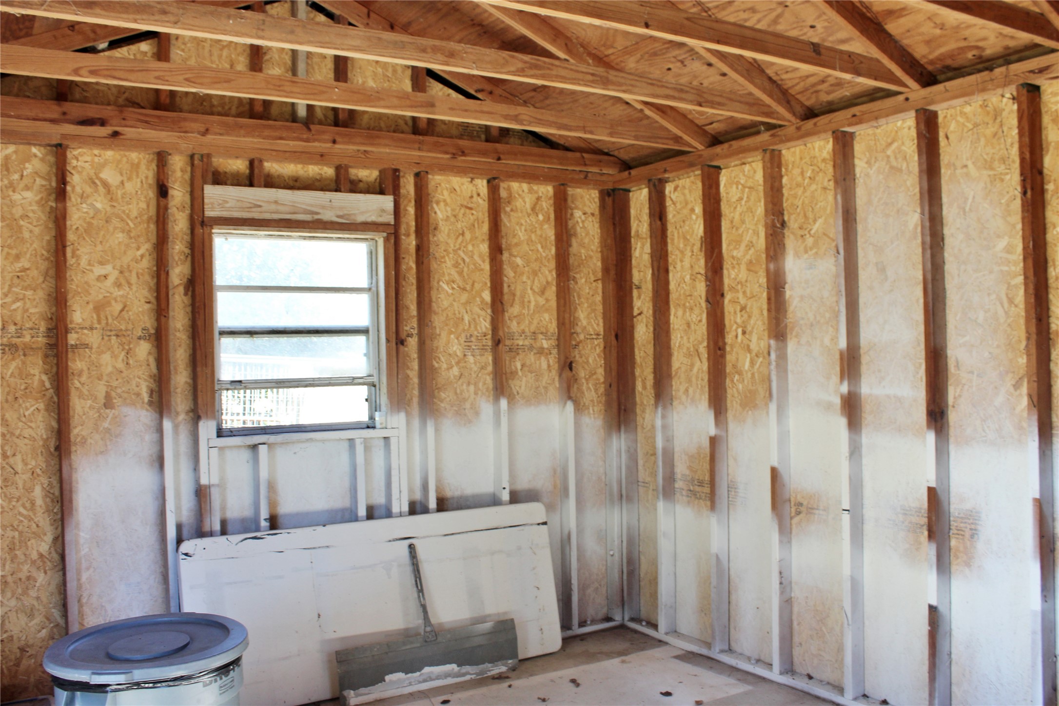 1126 Jackson Street Columbus, TX 78934 - Photo 32 of 40 a bathroom with a granite countertop sink and a toilet