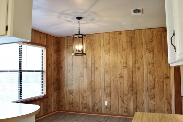 $1,650 | 1126 Jackson Street, Columbus, TX 78934