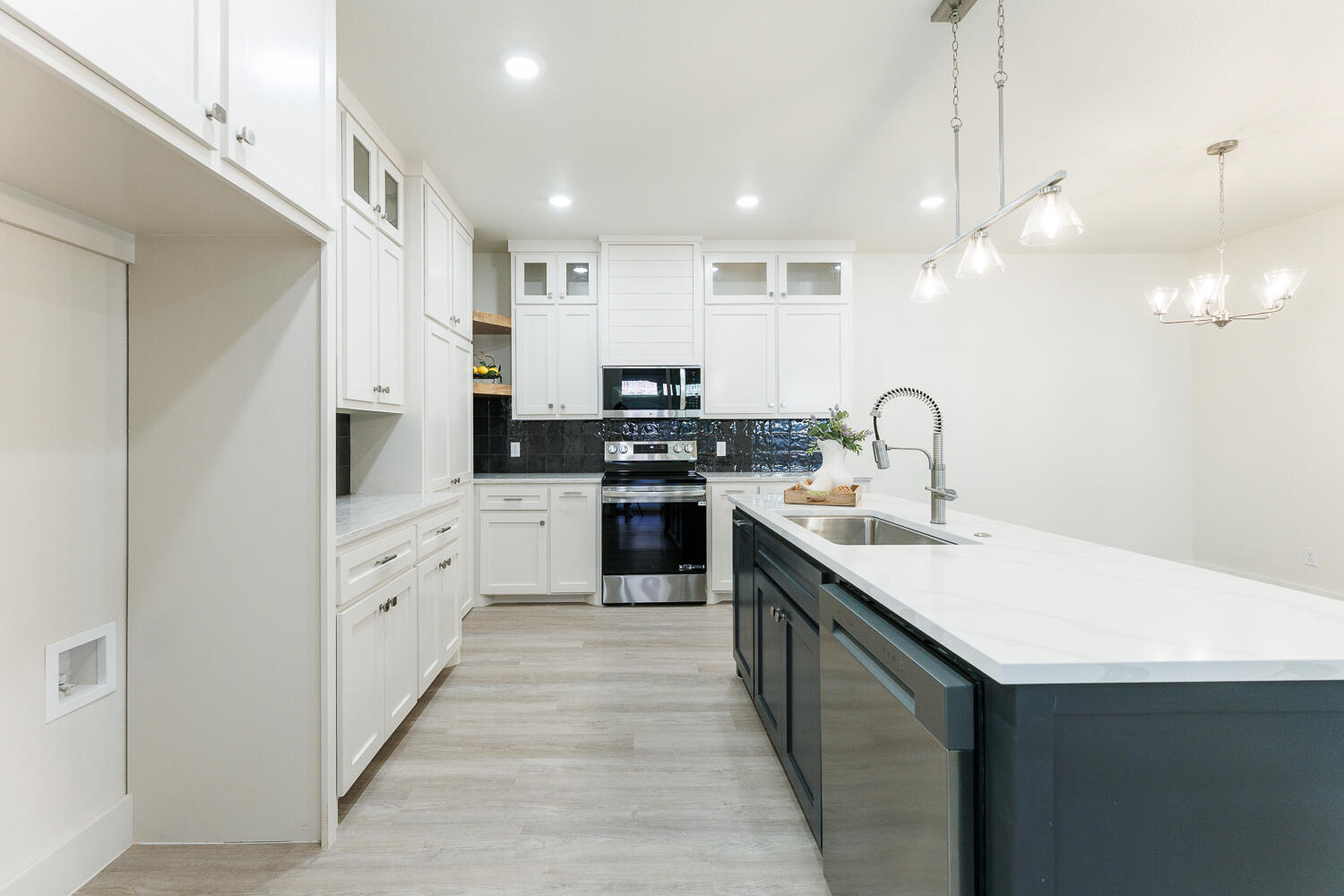 3819 58th Street Lubbock, TX 79413 - Photo 24 of 63 Kitchen