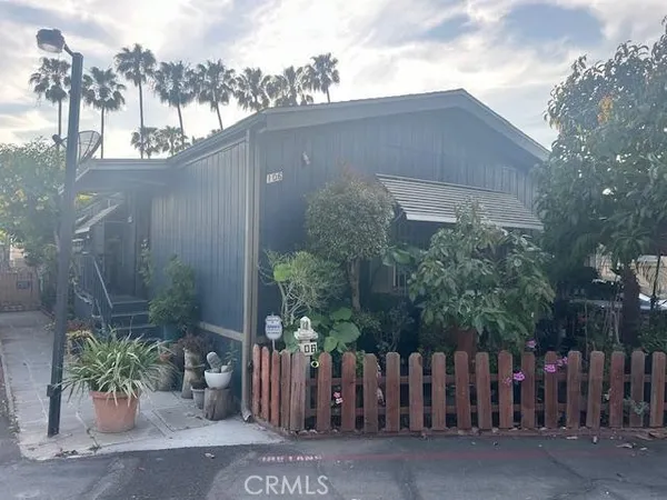 $109,900 | 106 Amalfi Drive, Santa Ana, CA 92703