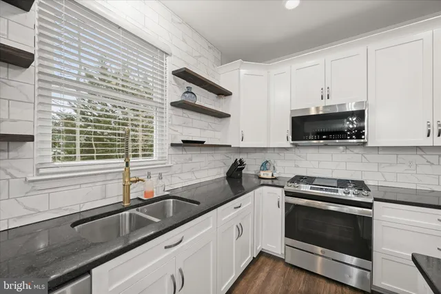 $800,000 | 1812 Disney Estates Circle, Severn, MD 21144