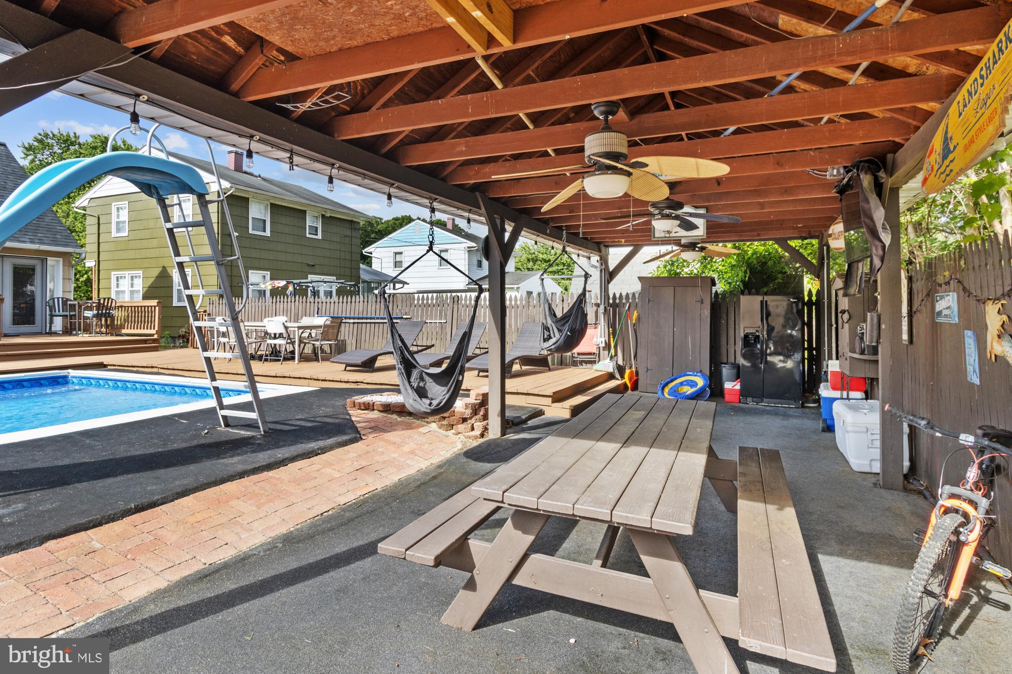 944 Homberg Avenue Baltimore, MD 21221 - Photo 42 of 50 a view of outdoor seating