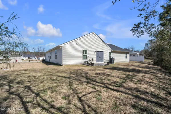 $525,000 | 106 Hidden View Loop, Moyock, NC 27958