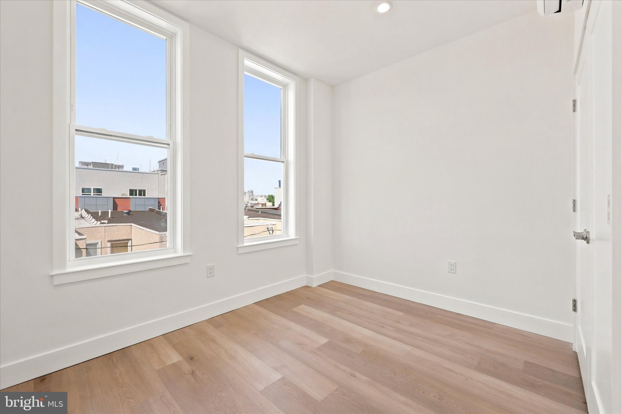 2119 Tasker Street Philadelphia, PA 19145 - Photo 17 of 57 Gallery Image 17