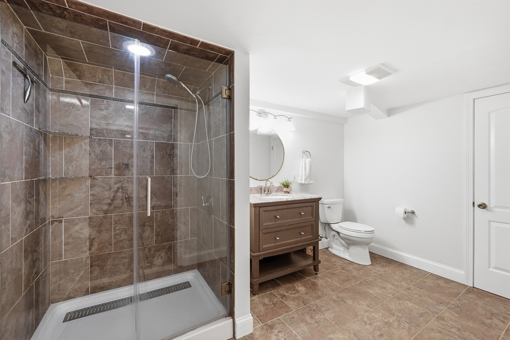 74 Framingham Road Marlborough, MA 01752 - Photo 33 of 41