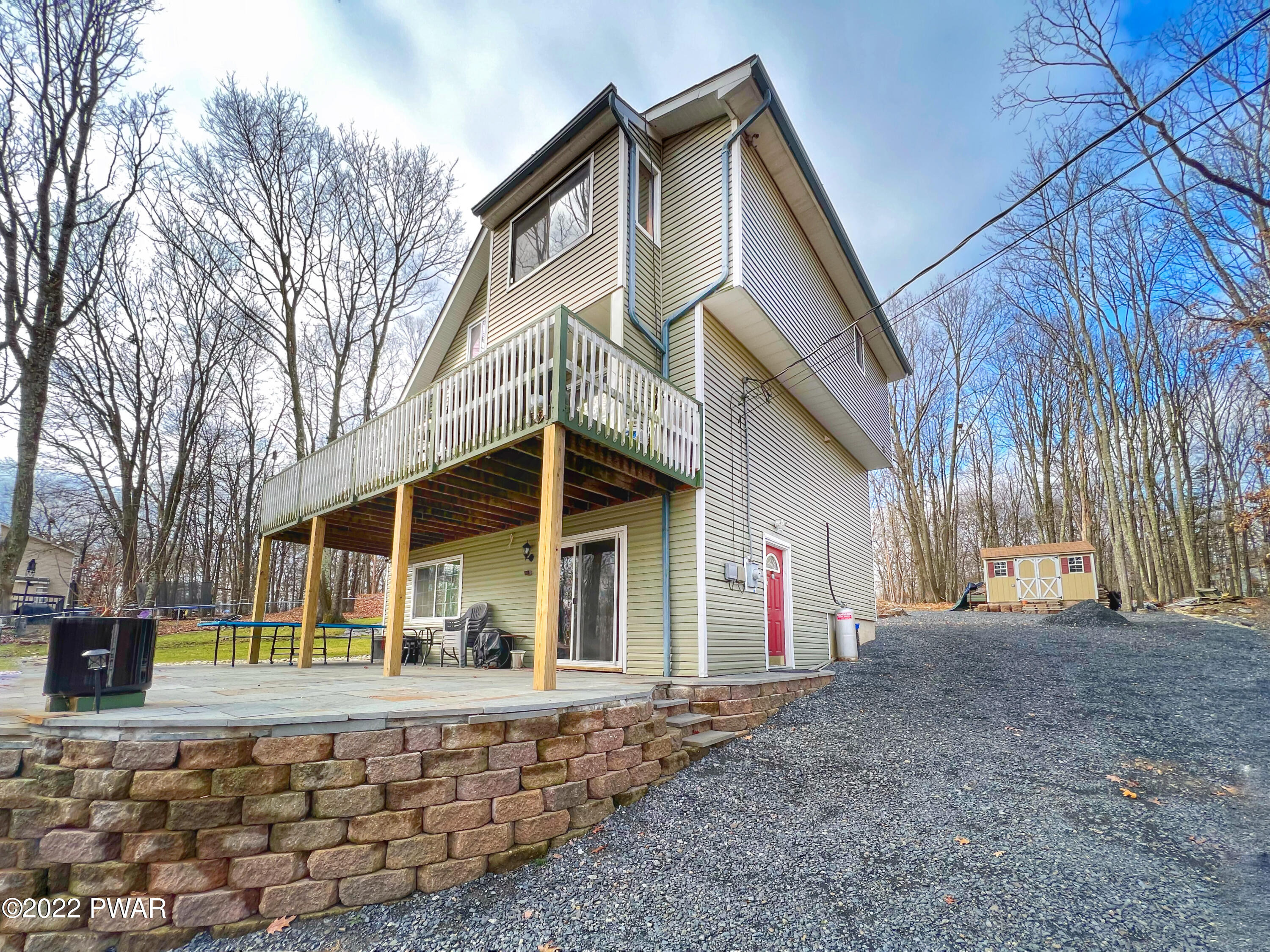 2163 Cramer Road Bushkill, PA 18324 - Photo 5 of 50 05