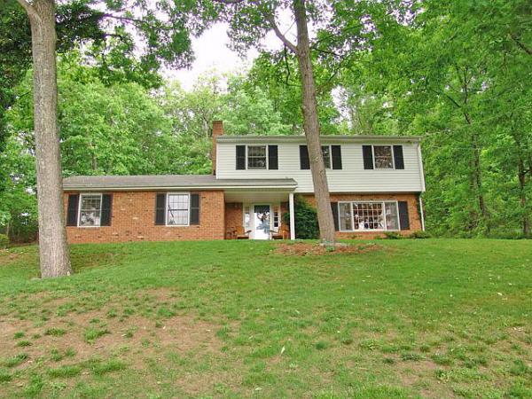 1632 Weaver Road Salem, VA 24153 - Photo 1 of 5 Front Of Home
