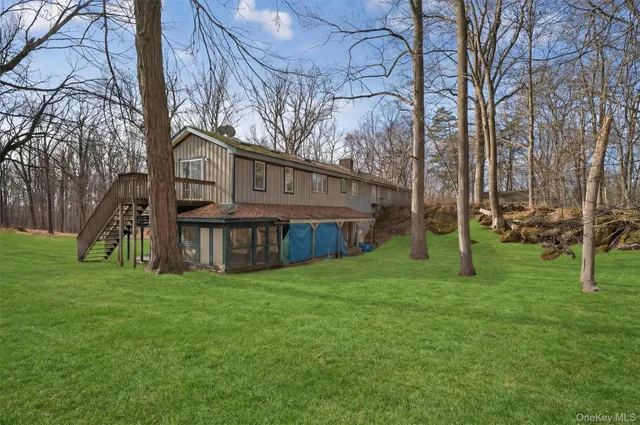 $499,000 | 48 Chardavoyne Road, Warwick, NY 10990