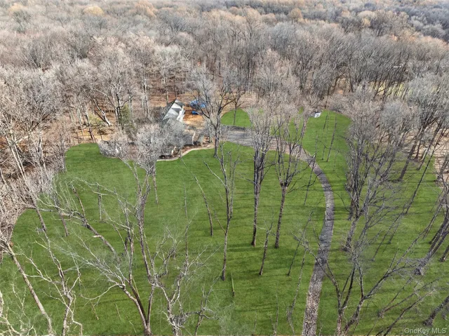 $499,000 | 48 Chardavoyne Road, Warwick, NY 10990