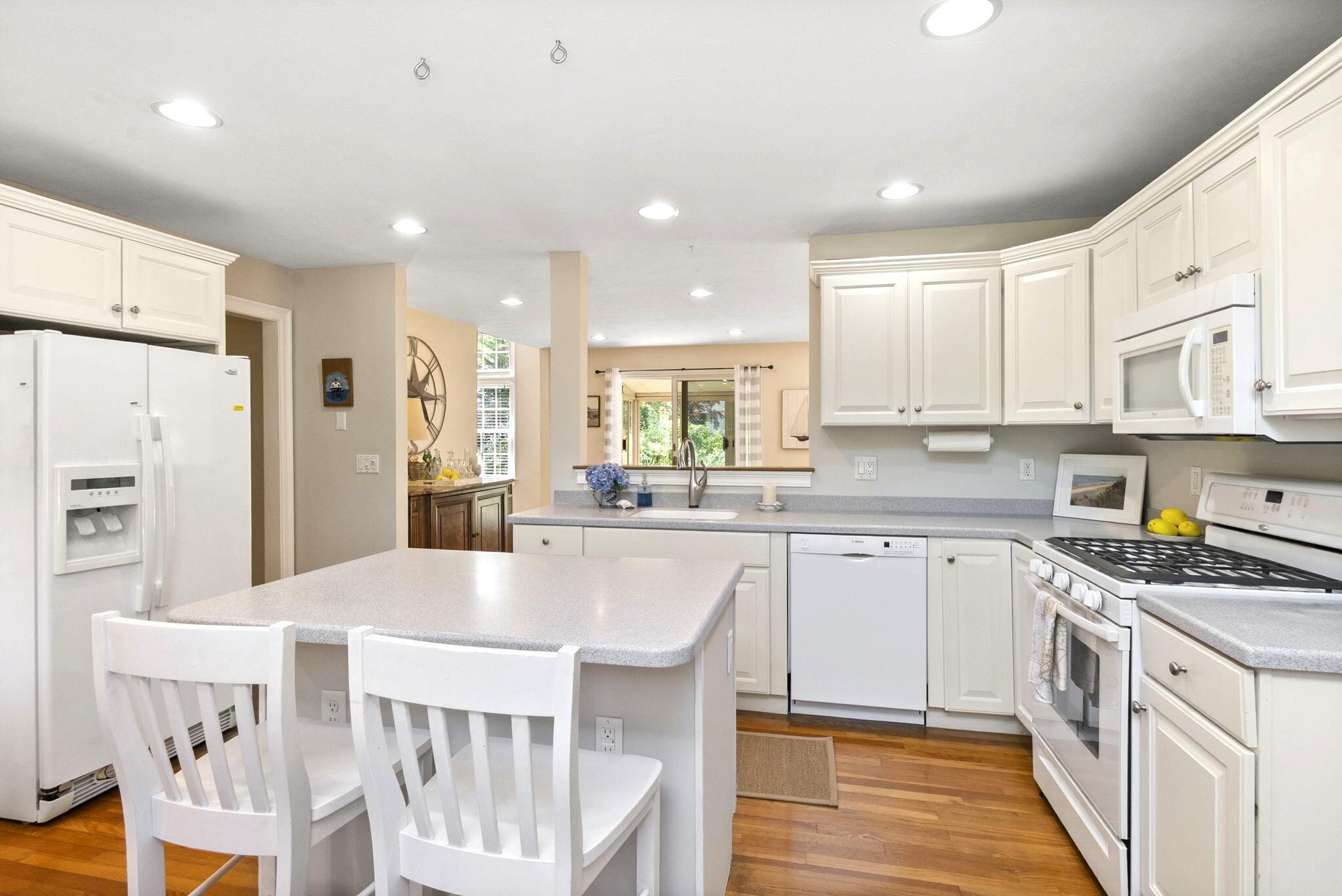 39 Forest Hills Road Cotuit, MA 02635 - Photo 36 of 79 43-web-or-mls-DSC_0269