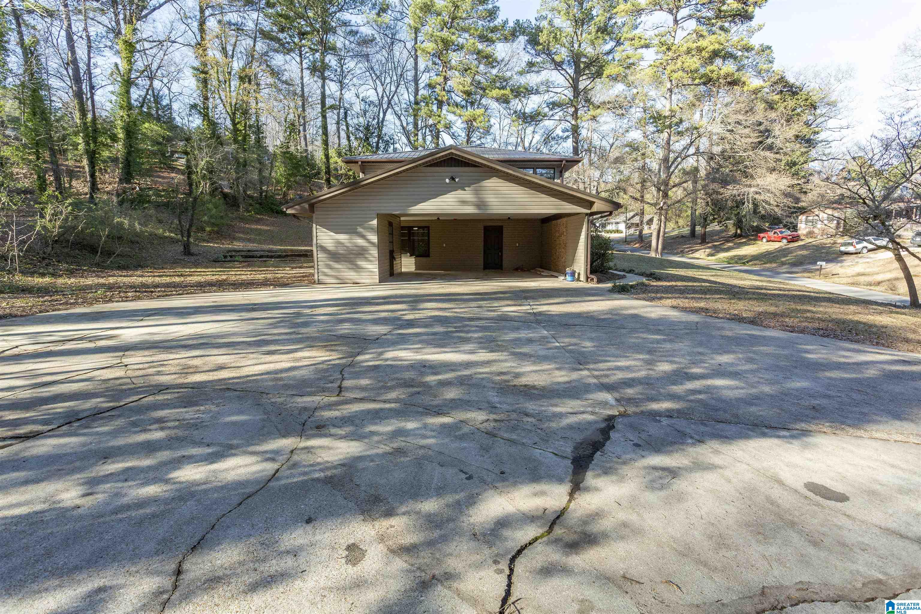 2922 Devon Road Bessemer, AL 35023 - Photo 6 of 49 Gallery Image 6