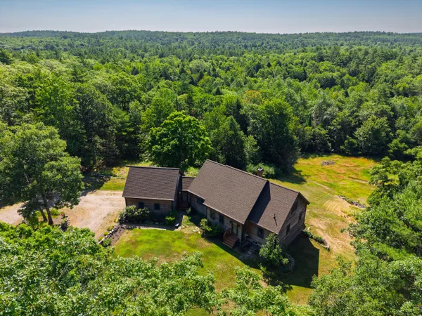 $598,000 | 217 West Old County Road, Newcastle, ME 04553