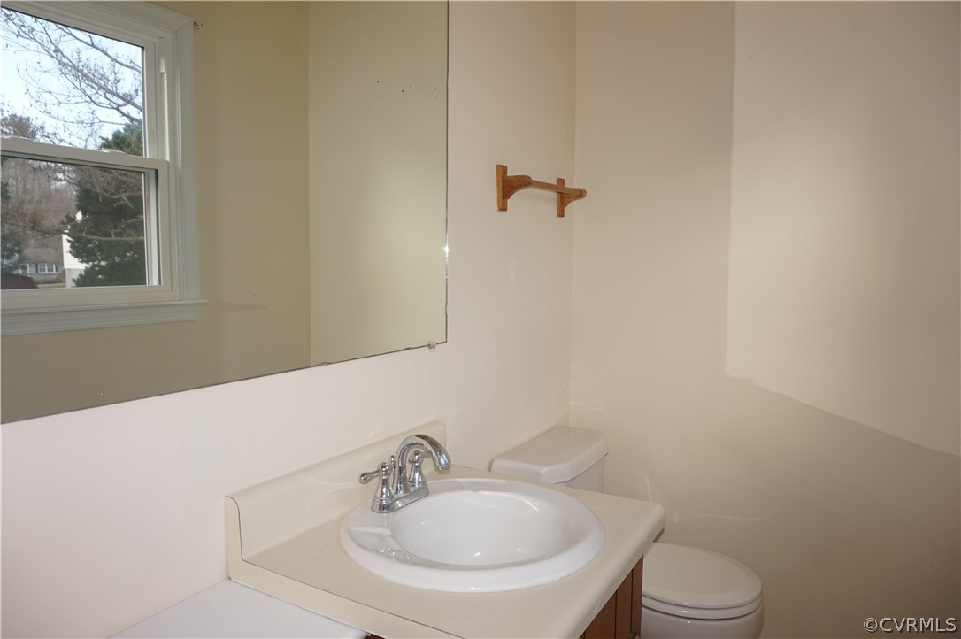 3237 Fielding Road Colonial Heights, VA 23834 - Photo 16 of 21