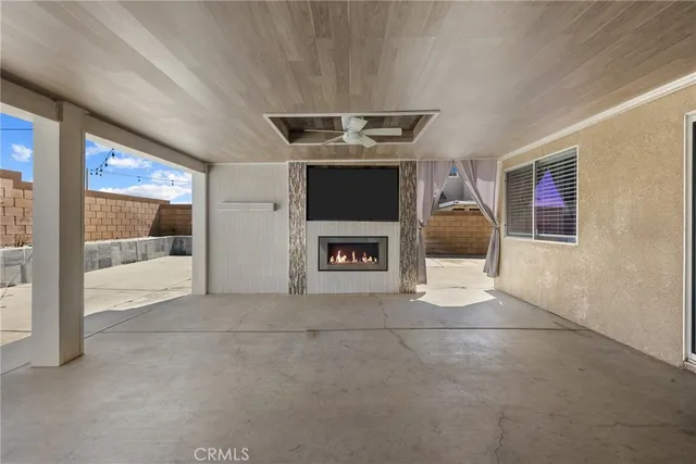 a view of a livingroom with a furniture