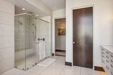 $1,450,000 | 201 South 11th Street, Unit 2500, Minneapolis, MN 55403