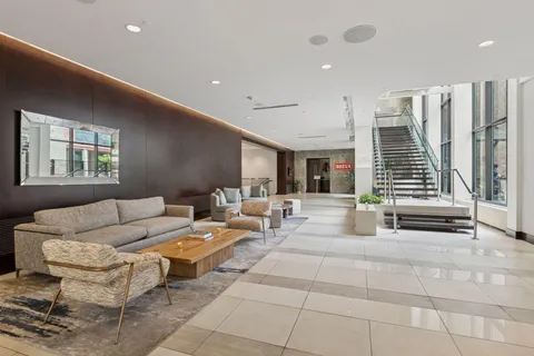 $1,450,000 | 201 South 11th Street, Unit 2500, Minneapolis, MN 55403