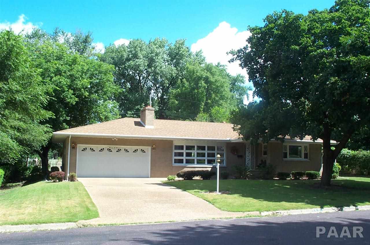 1507 State Street Pekin, IL 61554 - Photo 1 of 11 Gallery Image 1