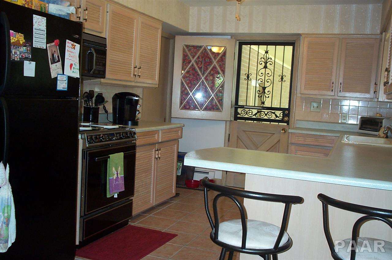 1507 State Street Pekin, IL 61554 - Photo 5 of 11 Gallery Image 5