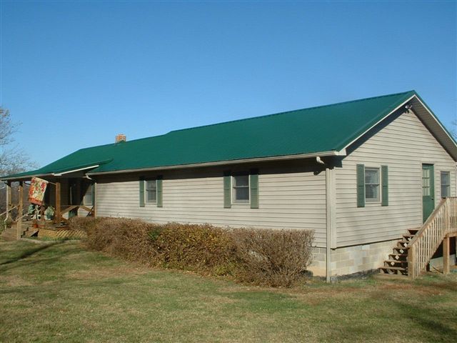 1058 Jeters Ridge Road Vinton, VA 24179 - Photo 9 of 12 jeters7