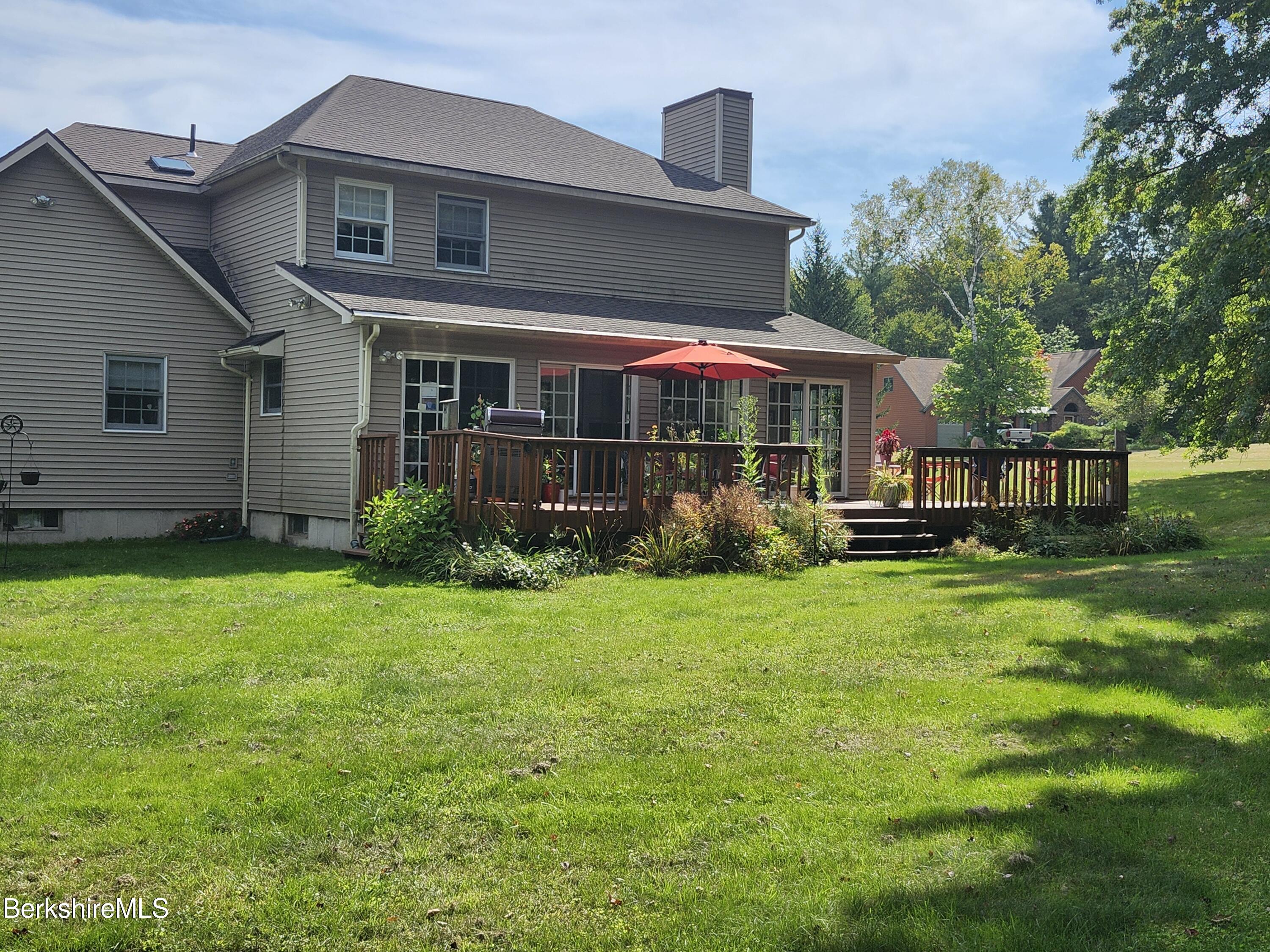 10 Lillybrook Road Pittsfield, MA 01201 - Photo 28 of 91 1000002325