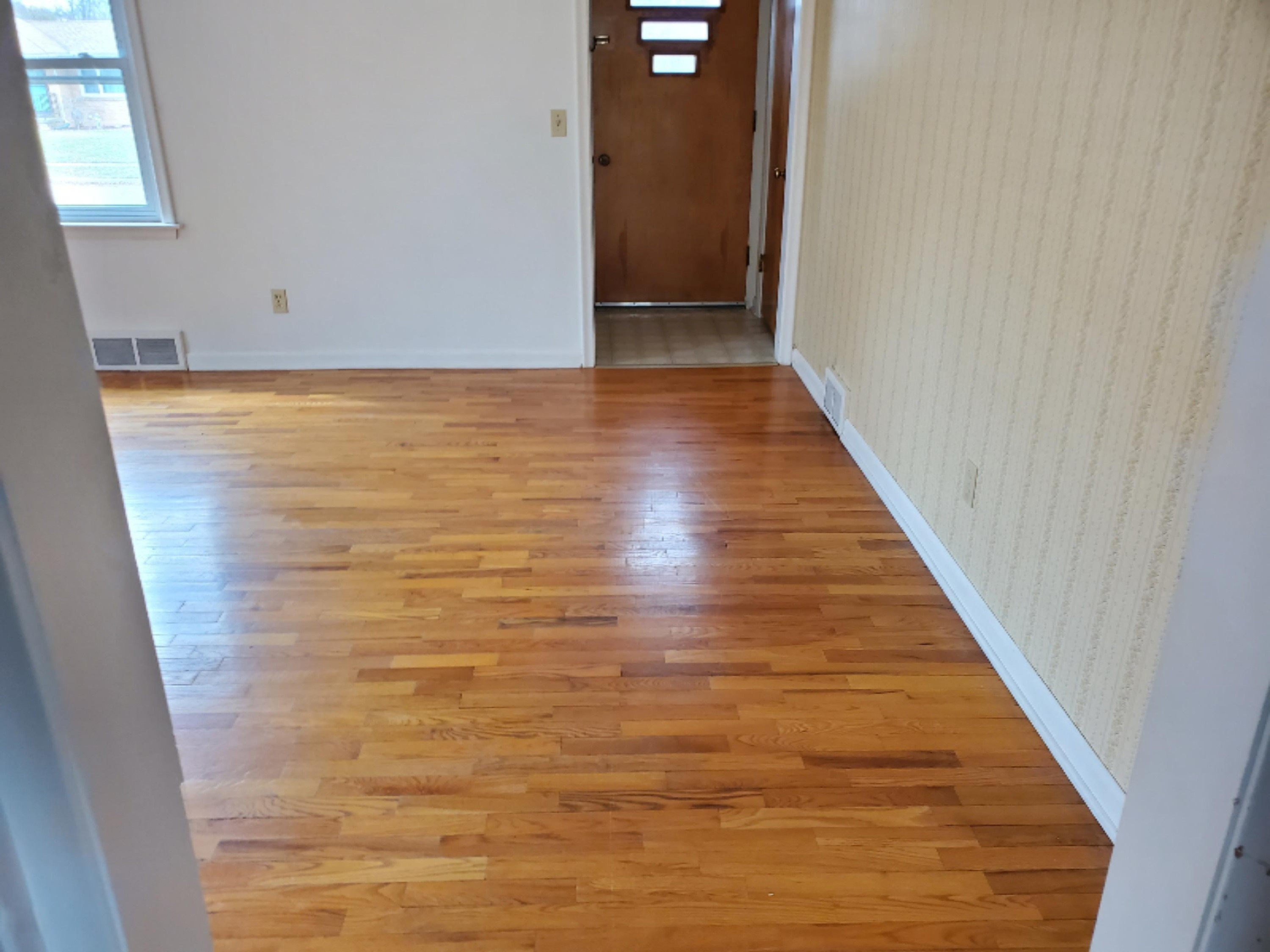 2615 Fairfax Road Lansing, MI 48910 - Photo 8 of 18 20200314_151855