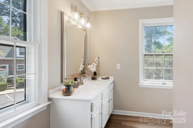 $325,000 | 1409 Kensington Road, Unit B8, Hendersonville, NC 28791