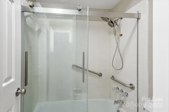 $325,000 | 1409 Kensington Road, Unit B8, Hendersonville, NC 28791