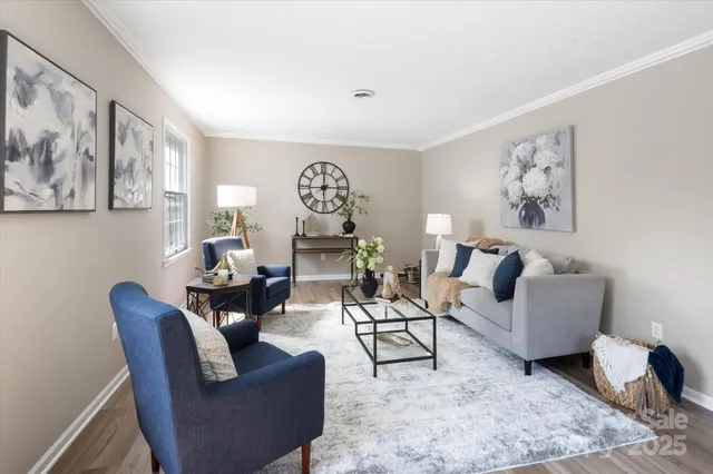 $325,000 | 1409 Kensington Road, Unit B8, Hendersonville, NC 28791