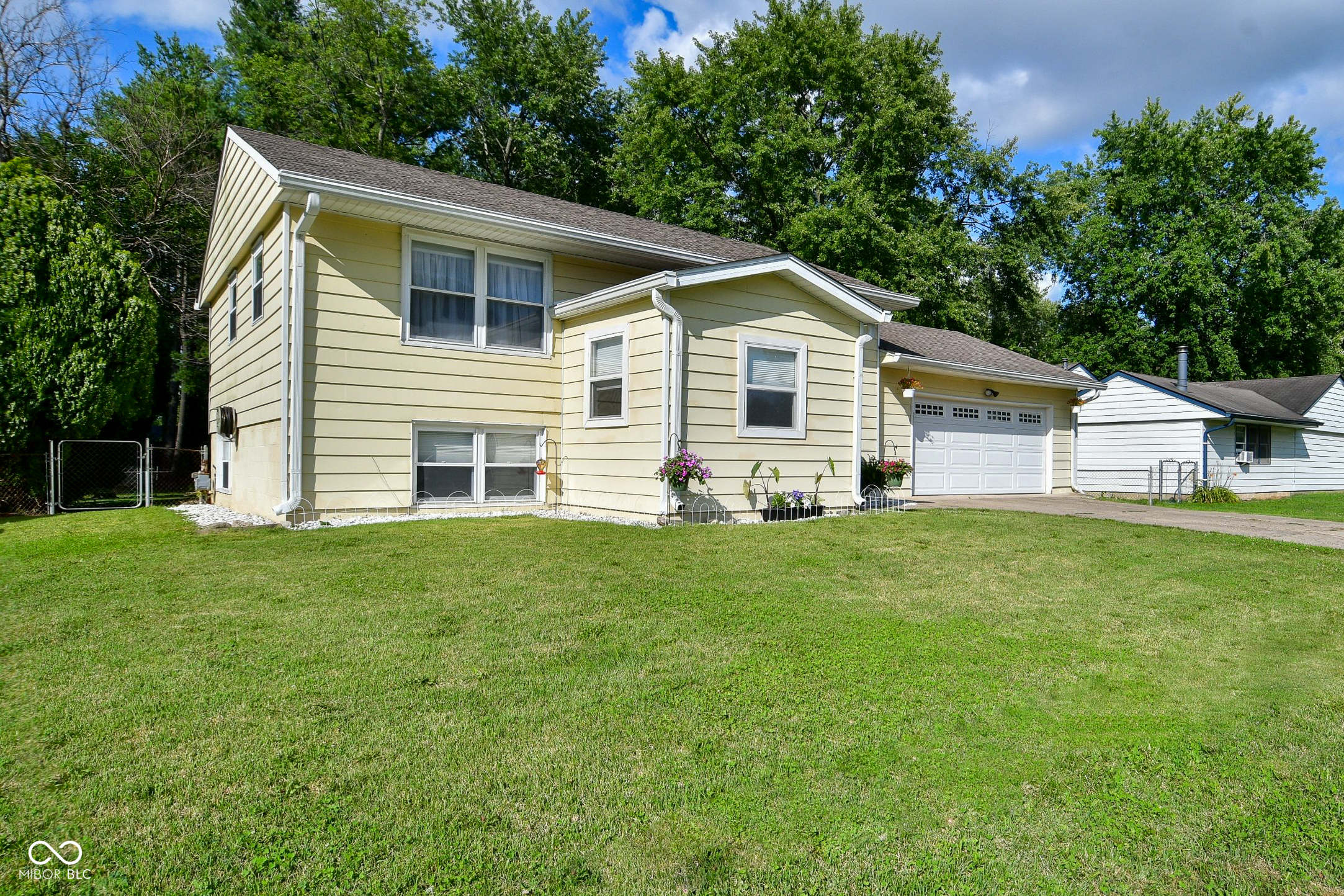 1324 Stanley Road Plainfield, IN 46168 - Photo 2 of 53