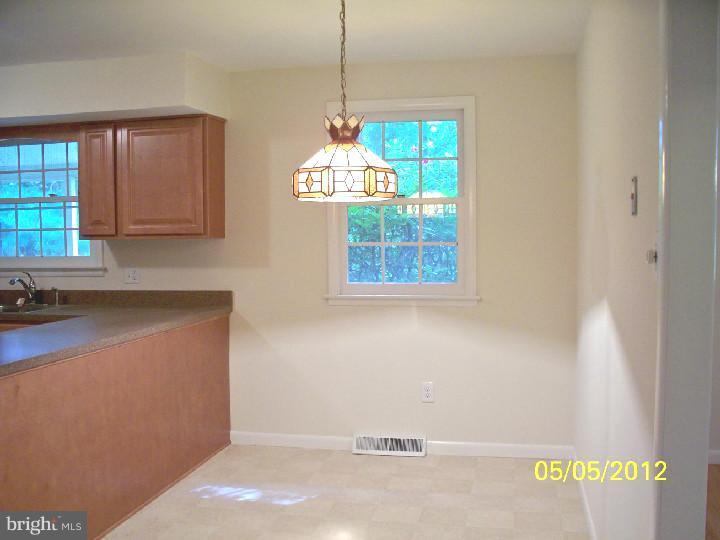 20 Chestnut Road Southampton, PA 18966 - Photo 7 of 18 Breakfast Room