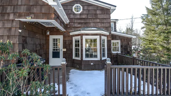 $549,000 | 57 Town Farm Road, Harrison, ME 04040