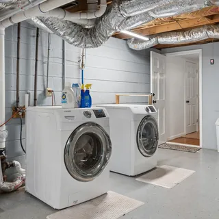 $399,900 | 649 Des Moines Drive, Hermitage, TN 37076